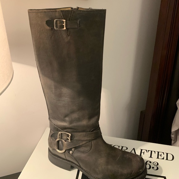 Frye Veronica criss cross tall/knee high boots 8 - Picture 9 of 14